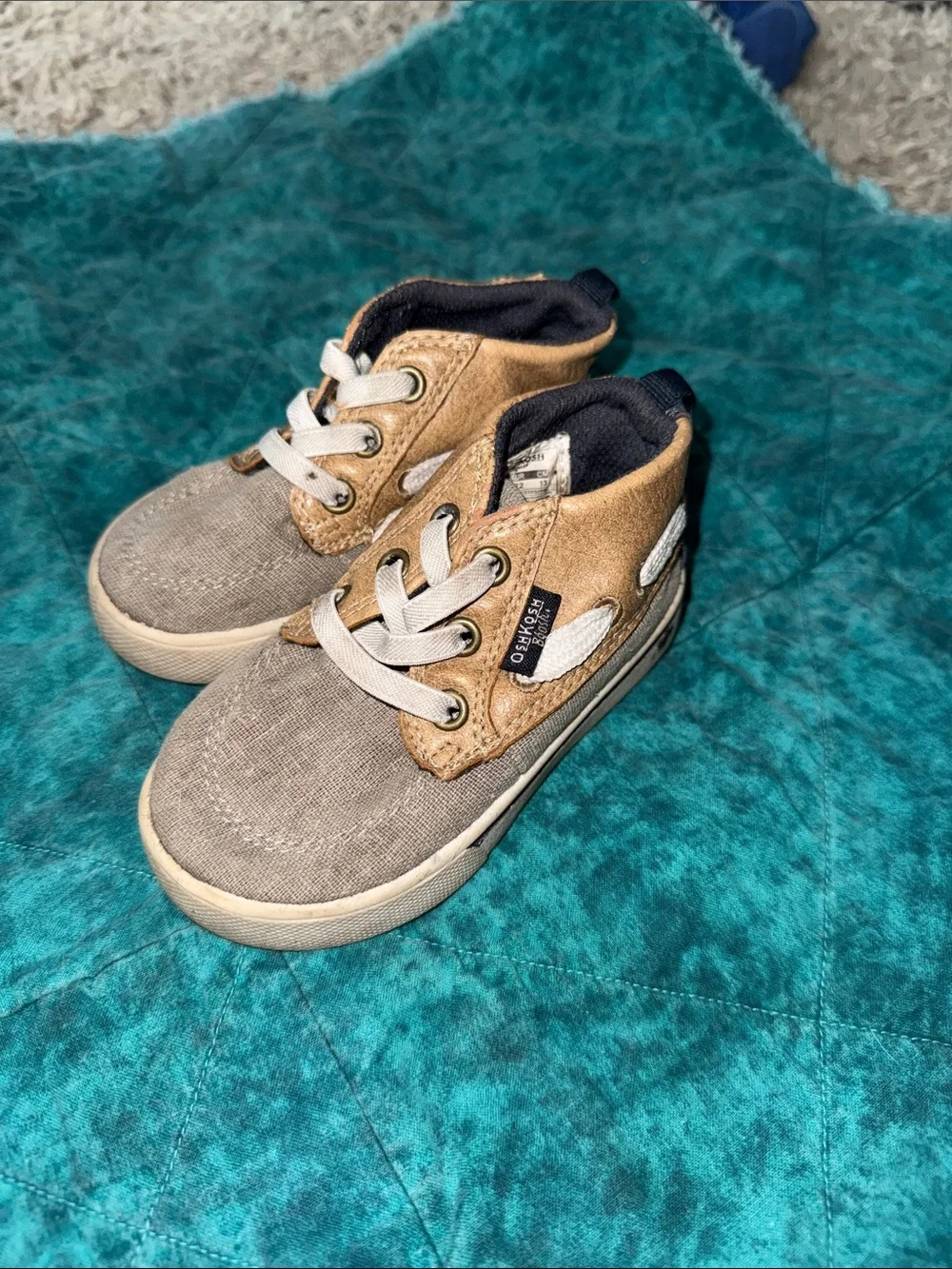 OshKosh B'gosh Gray and Tan Kids Sneakers